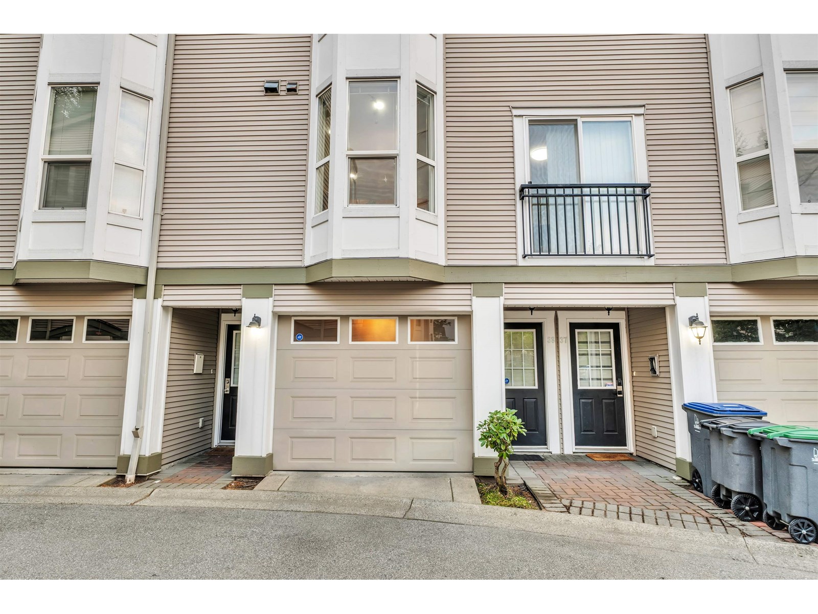 38 9559 130a Street, Surrey, British Columbia  V3V 5N9 - Photo 4 - R3014115