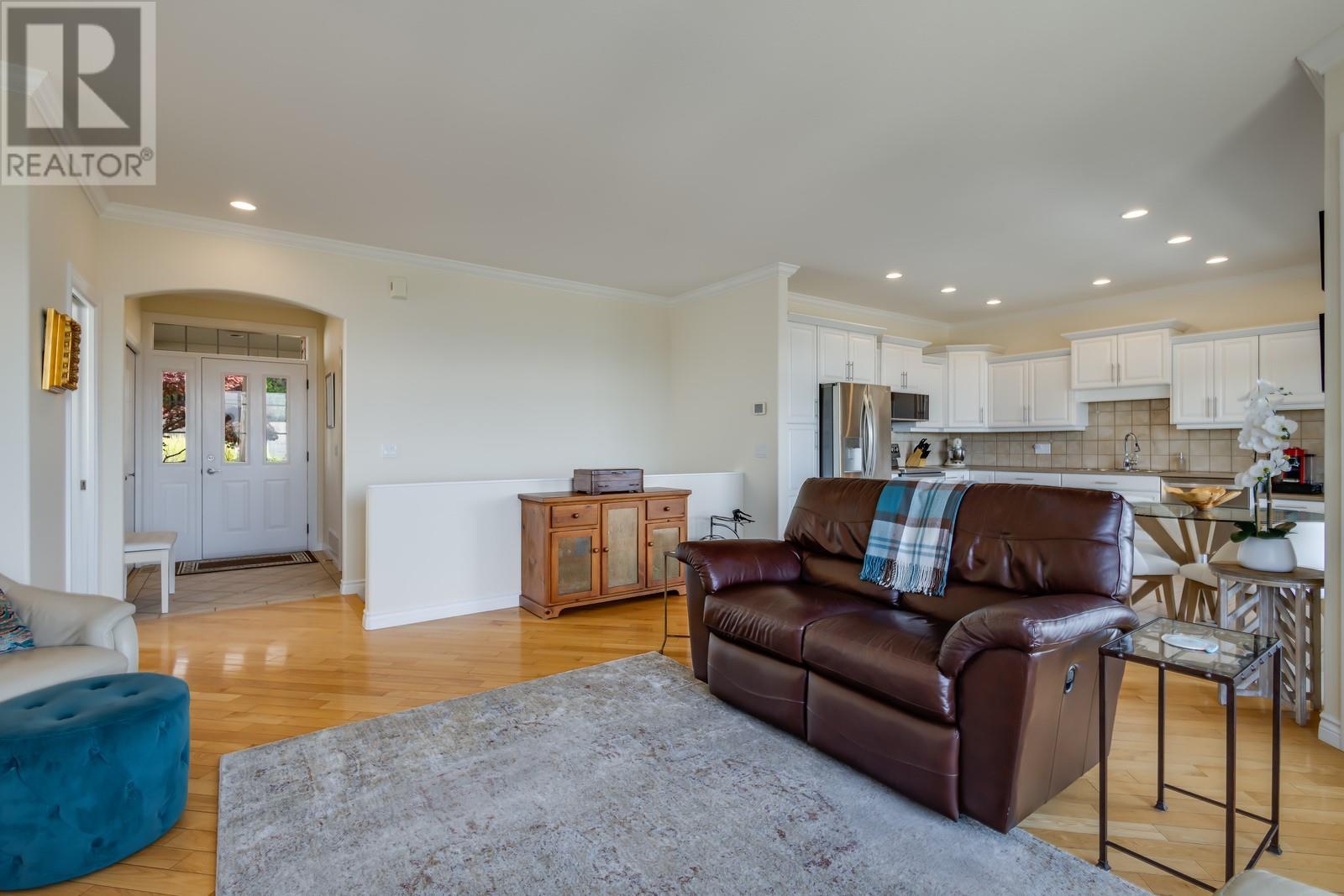 700 South Crest Drive Unit# 2, Kelowna, British Columbia  V1W 4X7 - Photo 7 - 10351545