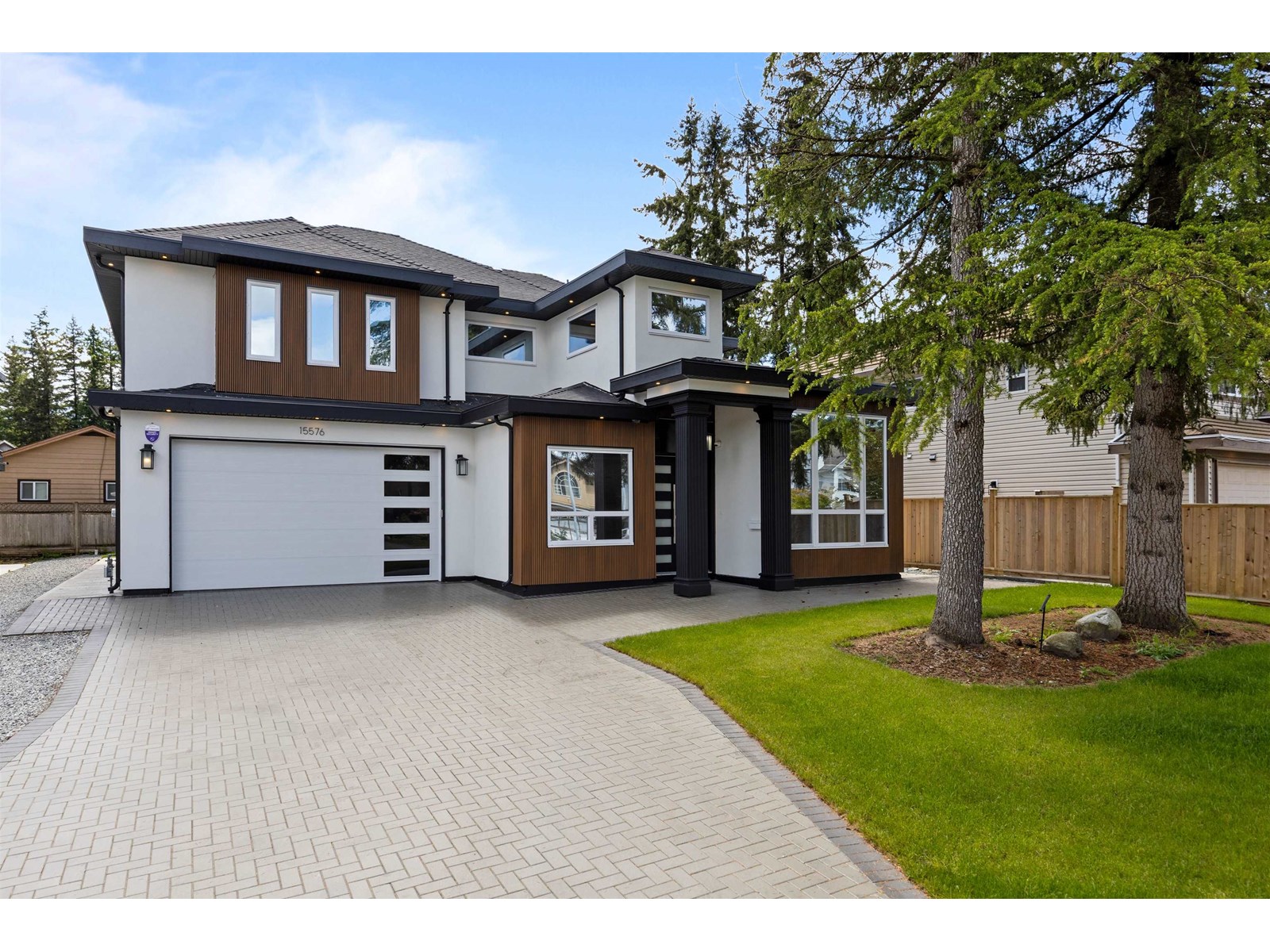 15576 89B AVENUE, Surrey, British Columbia