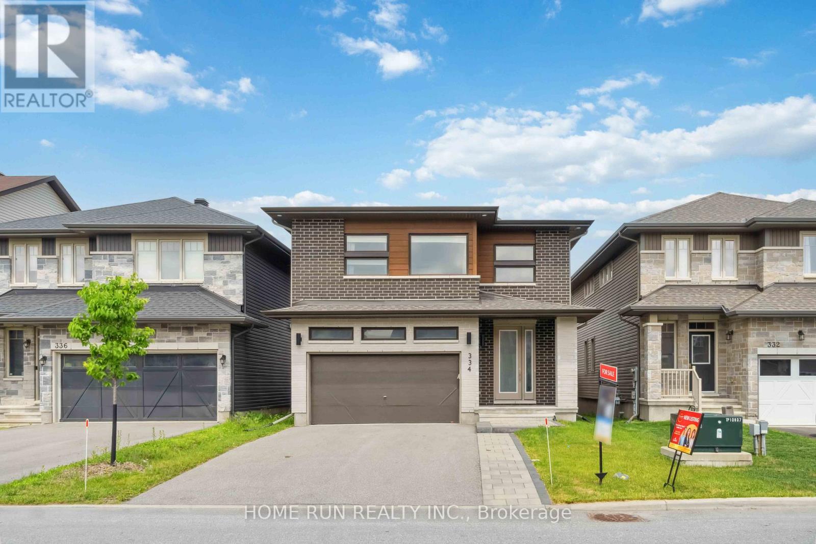 334 HALIBURTON HEIGHTS, Ottawa, Ontario