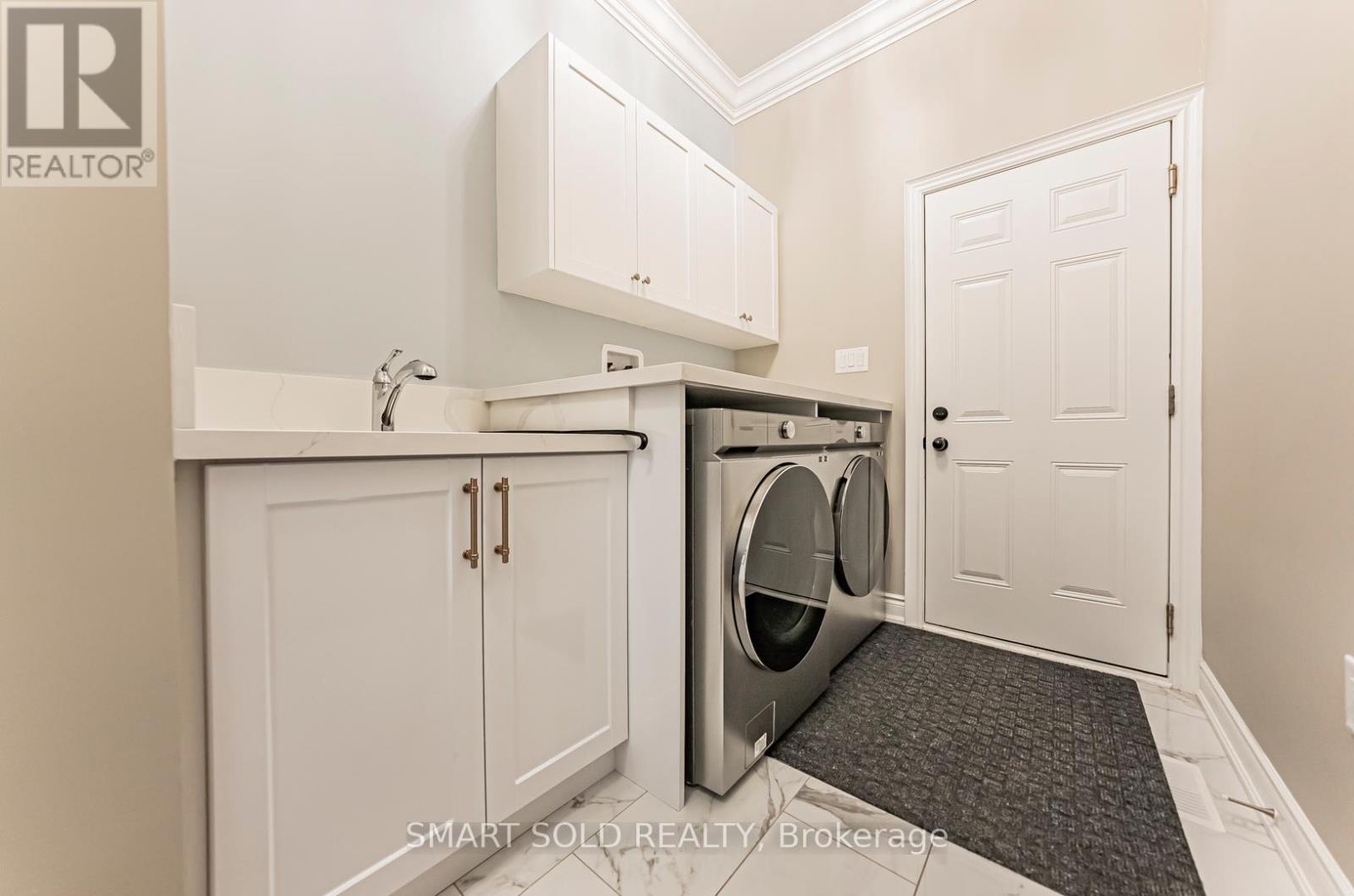 172 Steam Whistle Drive, Whitchurch-Stouffville, Ontario  L4A 4X5 - Photo 45 - N12214653