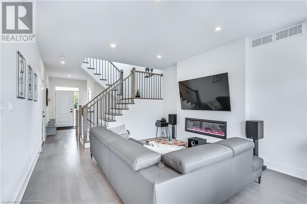 9 Princeton Common, St. Catharines, Ontario  L2N 2H2 - Photo 7 - 40740946