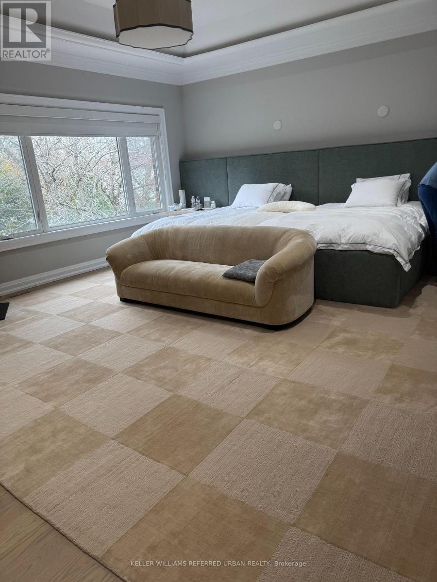 606 Glengrove Avenue, Toronto, Ontario  M6B 2H8 - Photo 9 - C12212342