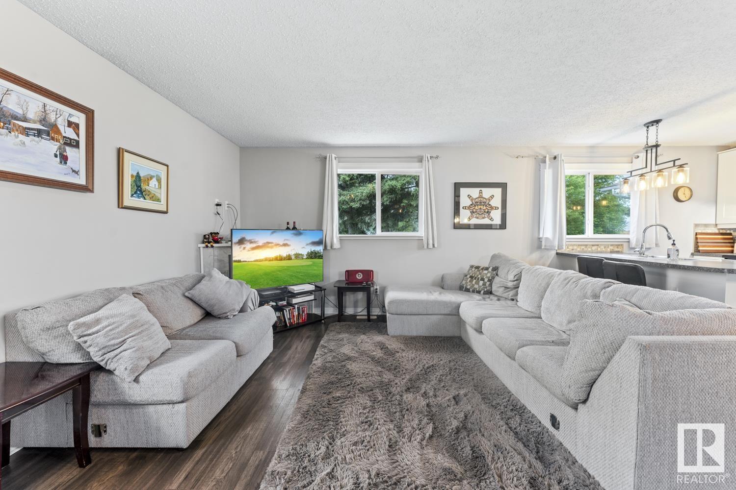 Property at 517 13 ST image 3