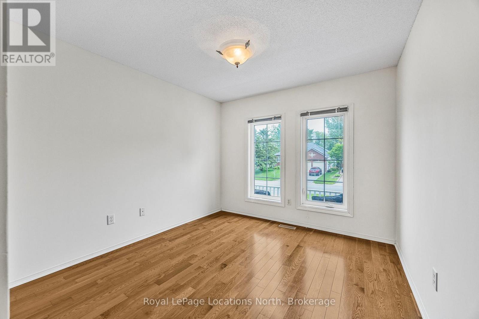 117 Silver Birch Avenue, Wasaga Beach, Ontario  L9Z 1N2 - Photo 23 - S12215288