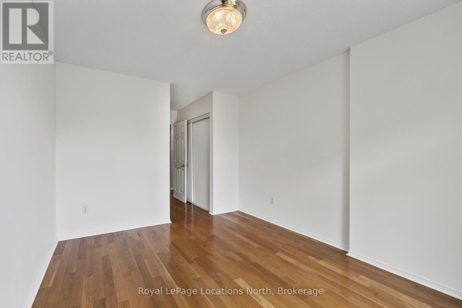117 Silver Birch Avenue, Wasaga Beach, Ontario  L9Z 1N2 - Photo 27 - S12215288
