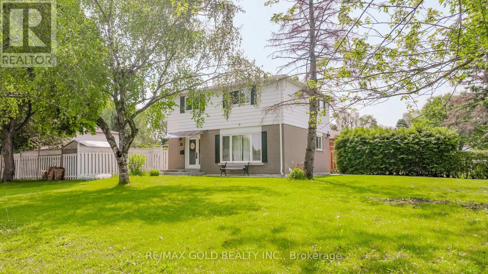 28 EARLTON COURT, brampton (southgate), Ontario