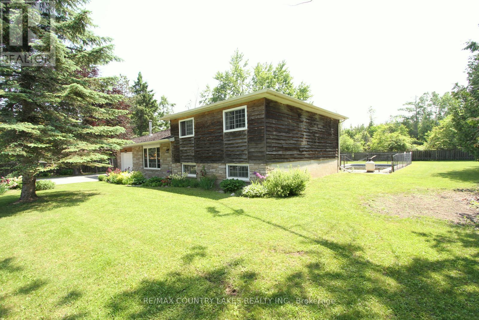 25725 Maple Beach Road, Brock, Ontario  L0K 1A0 - Photo 2 - N12218880