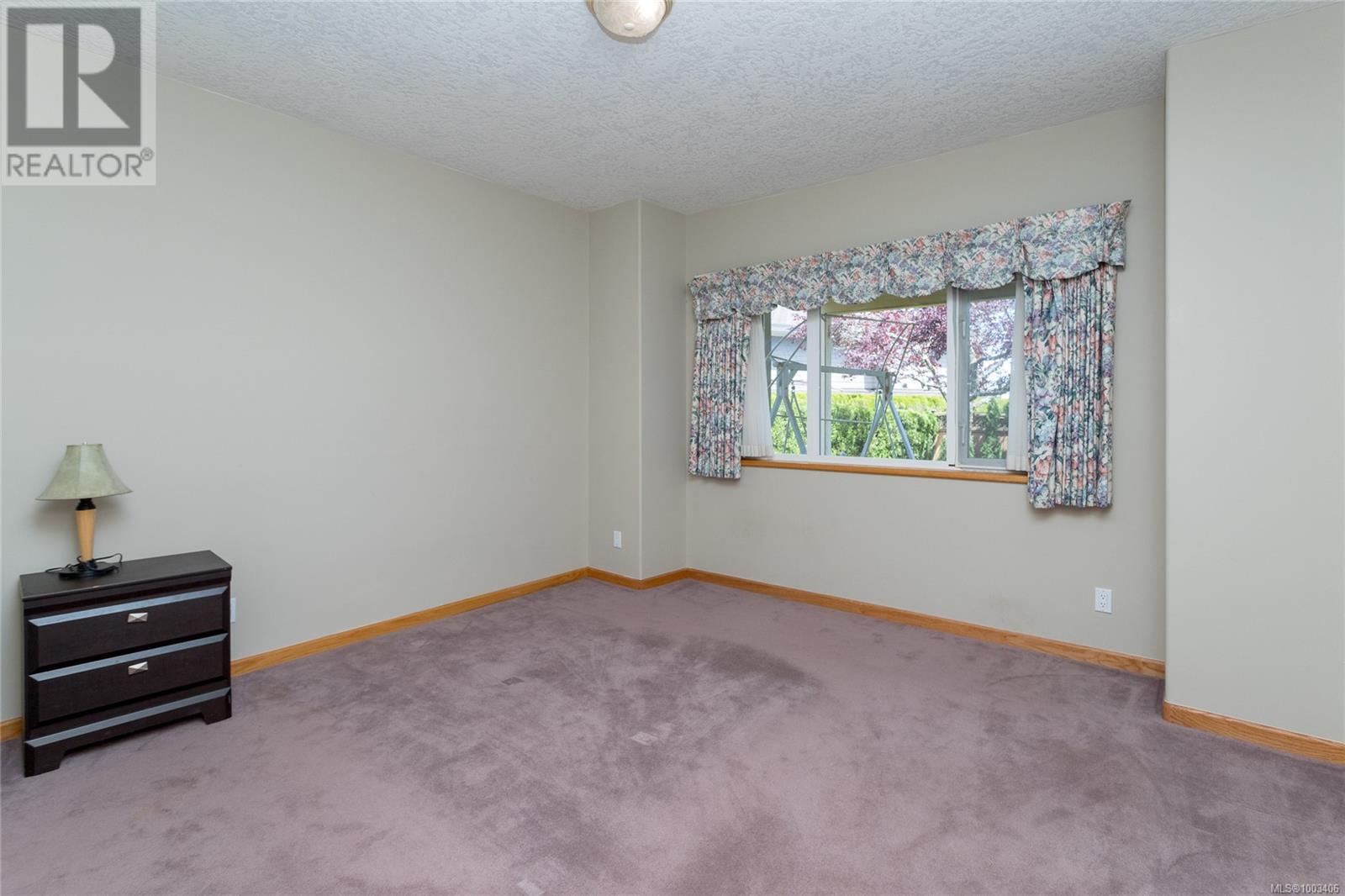 4405 Moonlight Lane, Saanich, British Columbia  V8N 6K7 - Photo 26 - 1003406