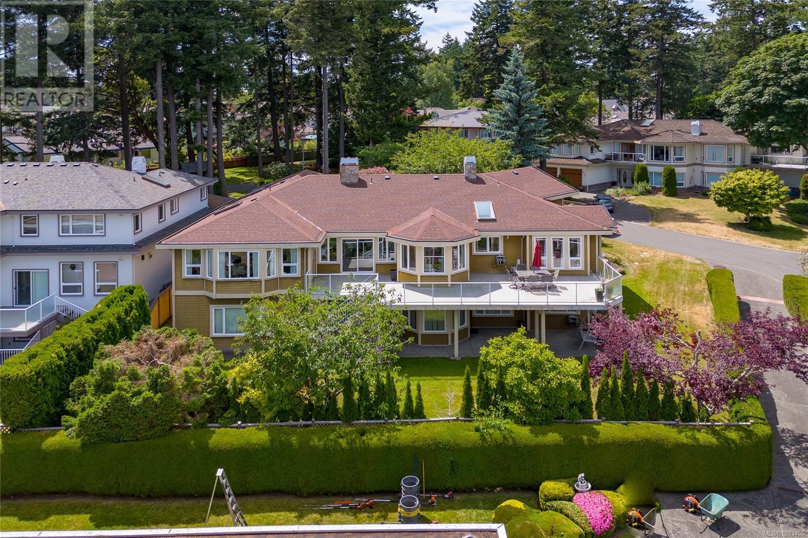 4405 Moonlight Lane, Saanich, British Columbia  V8N 6K7 - Photo 34 - 1003406