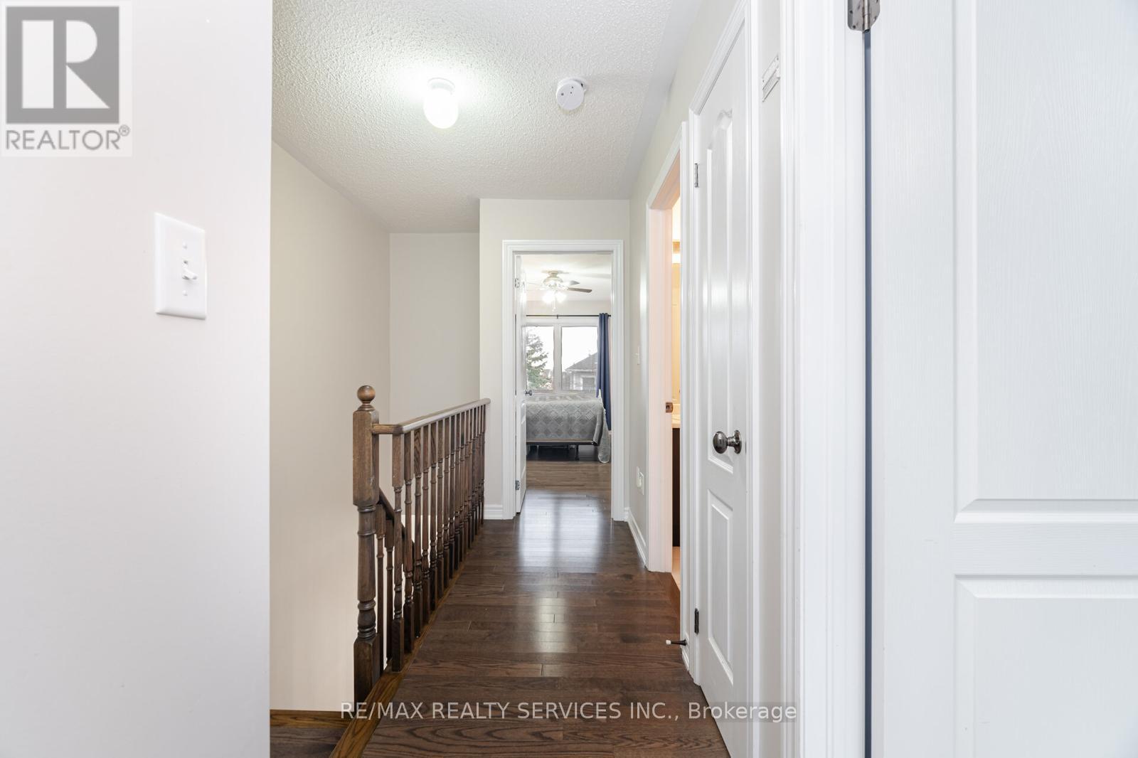 1410 Granrock Crescent, Mississauga, Ontario  L5V 0E1 - Photo 23 - W12218586