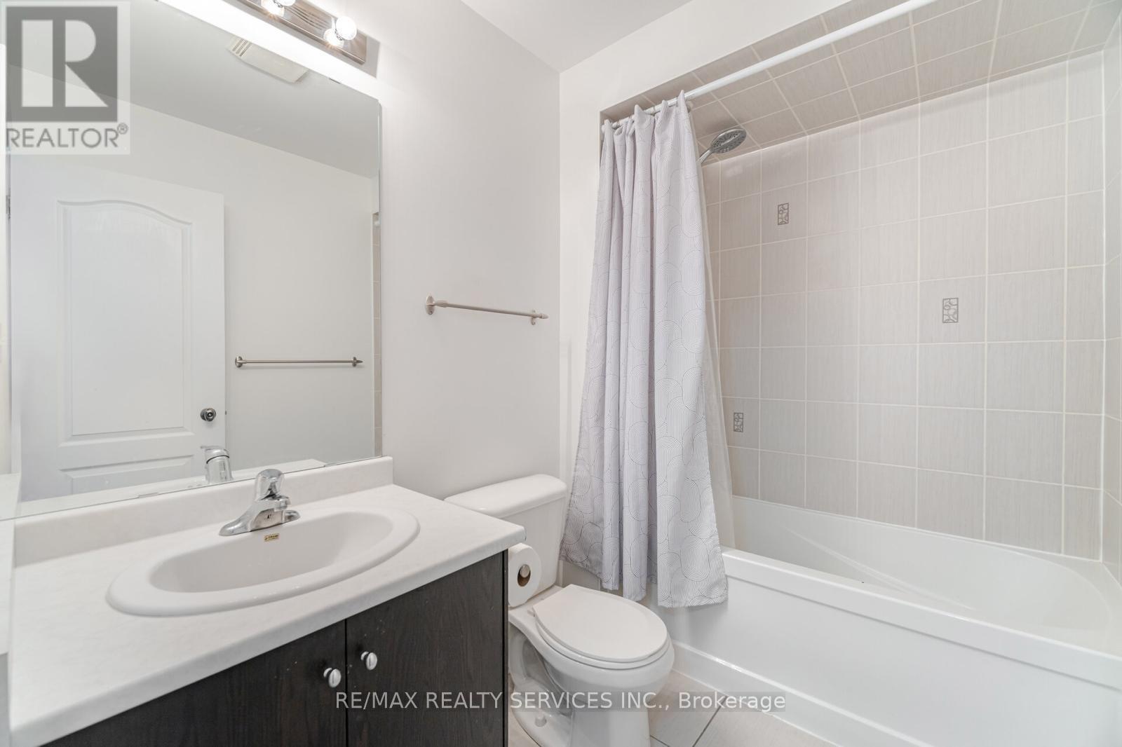 1410 Granrock Crescent, Mississauga, Ontario  L5V 0E1 - Photo 26 - W12218586
