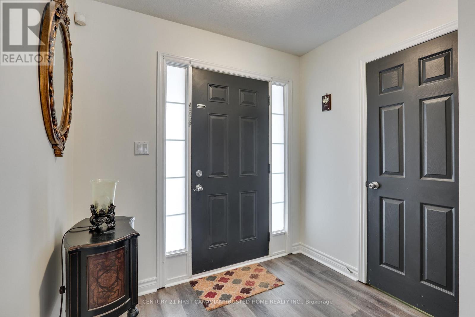 26 Peach Tree Boulevard, St. Thomas, Ontario  N5R 0B3 - Photo 4 - X12219579