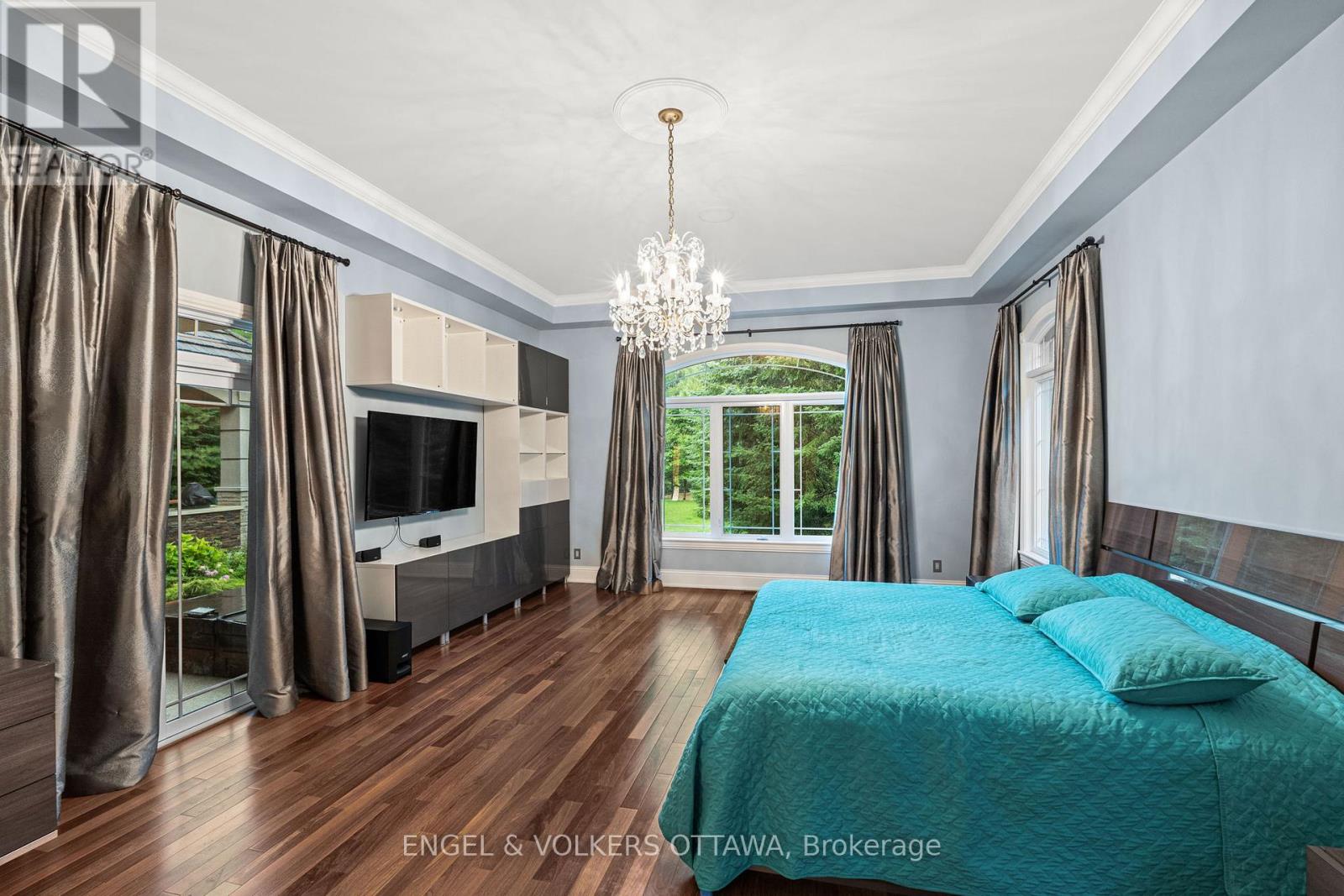 5800 Queenscourt Crescent, Ottawa, Ontario  K4M 1K3 - Photo 18 - X12219469