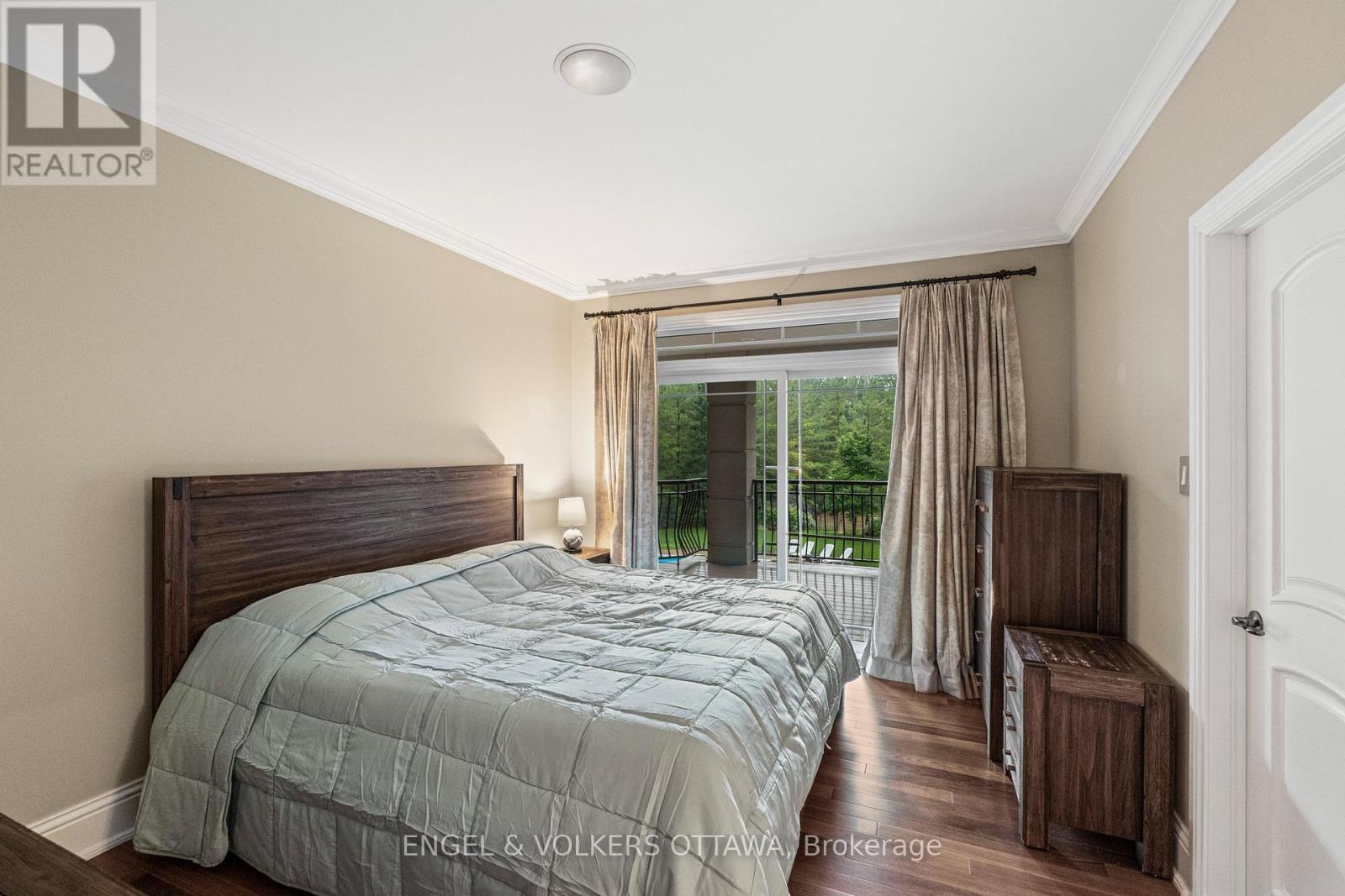 5800 Queenscourt Crescent, Ottawa, Ontario  K4M 1K3 - Photo 24 - X12219469