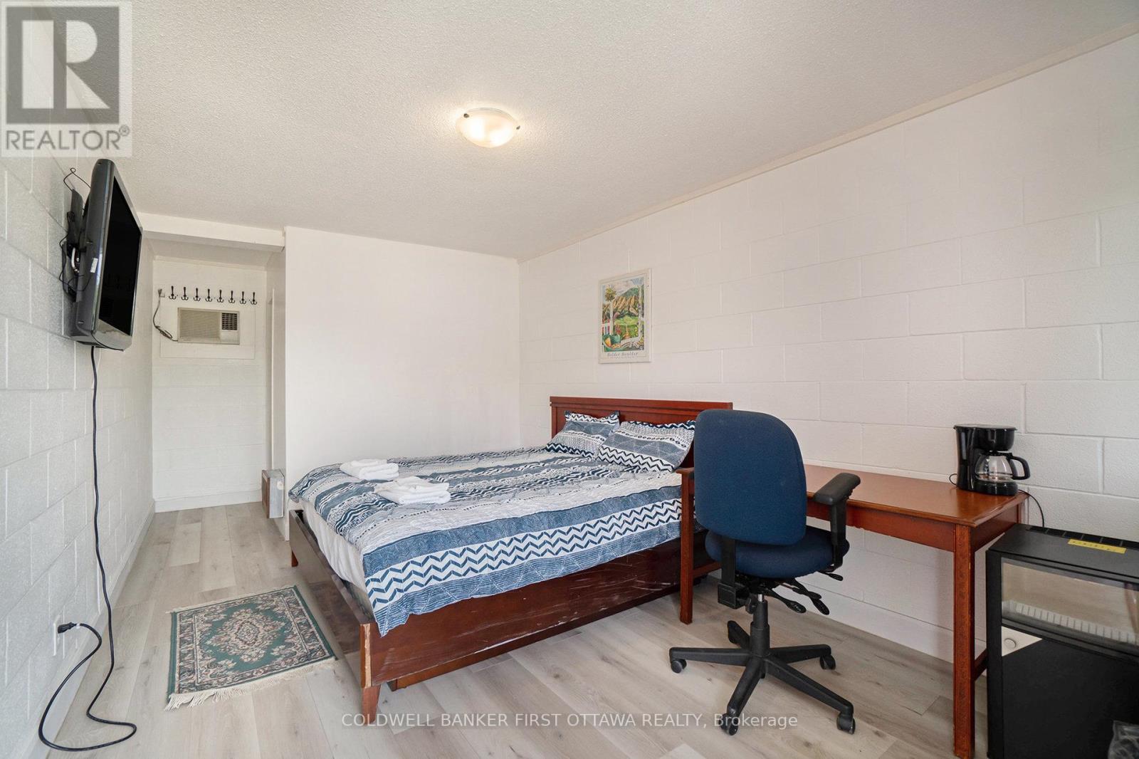 9628 Hwy 509, North Frontenac (Frontenac North), Ontario  K0H 2J0 - Photo 7 - X12219606