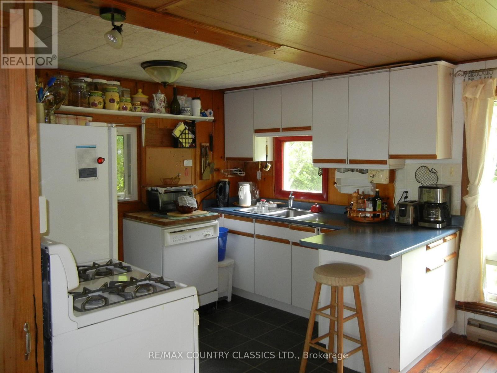 316 Trotter-Oitment Road, North Kawartha, Ontario  K0L 1A0 - Photo 13 - X12216685