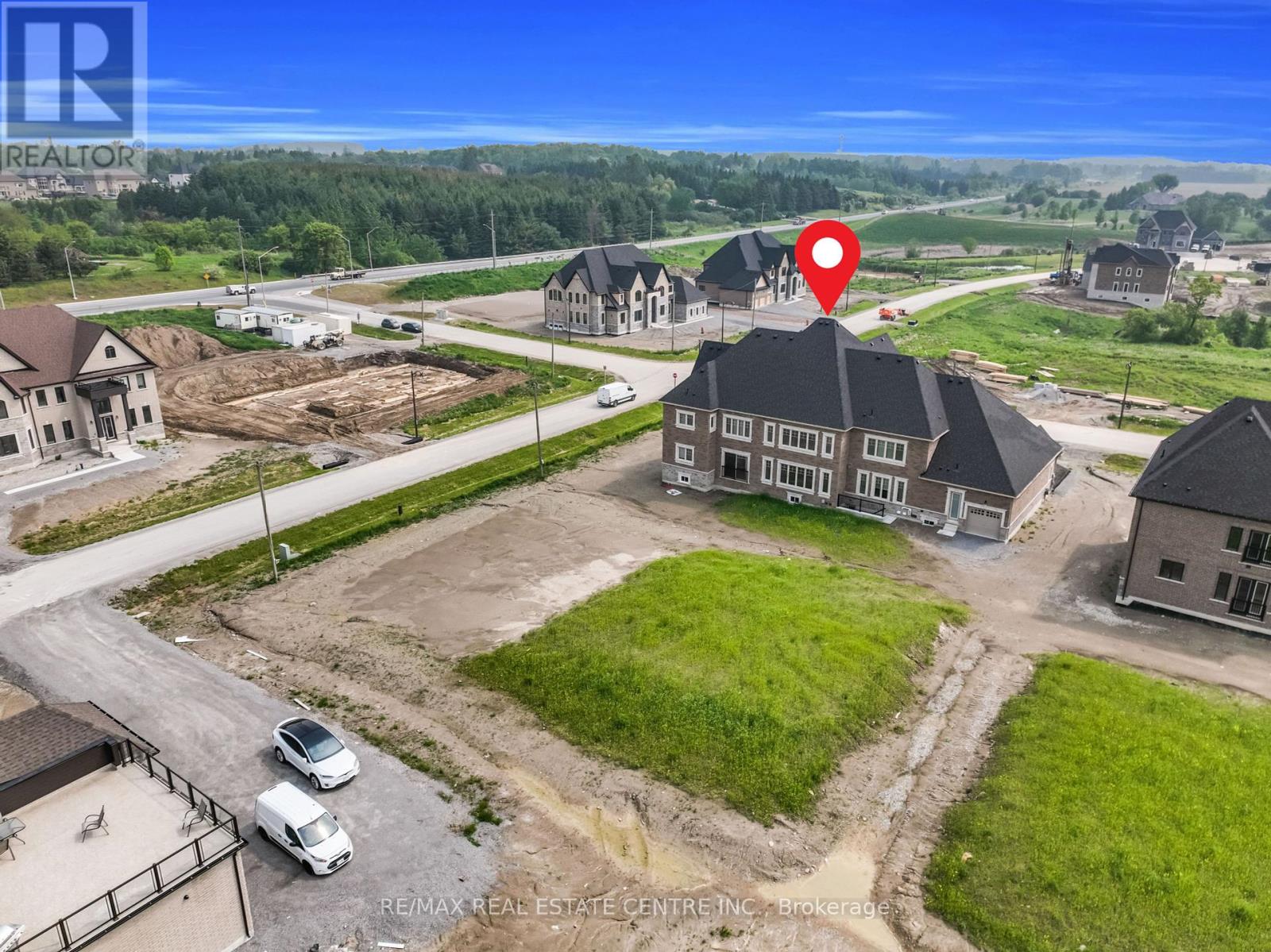 Property at 86 GREEN GABLES CRESCENT image 5