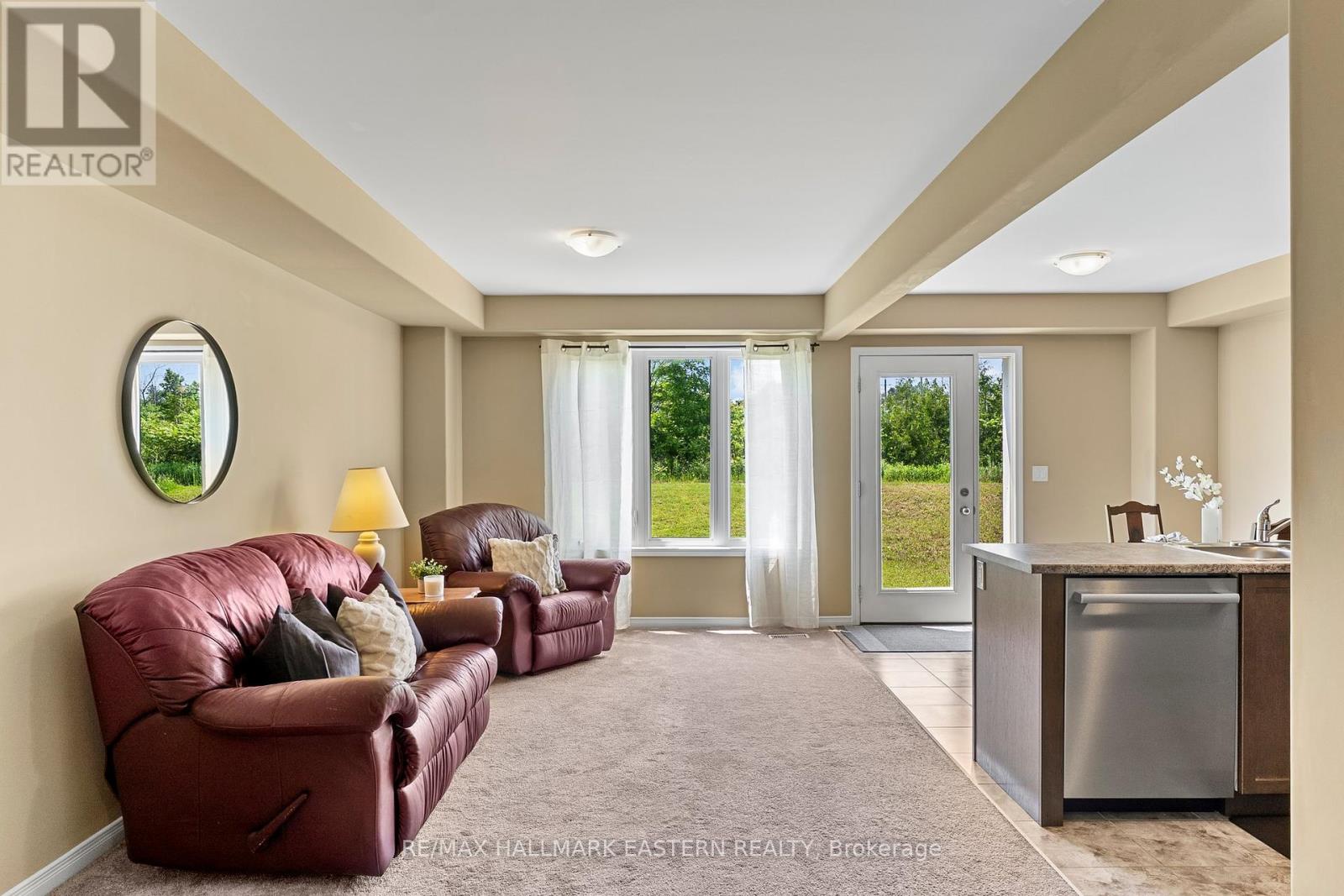 1649 Hetherington Drive, Peterborough North, Ontario  K9L 0G6 - Photo 11 - X12217297