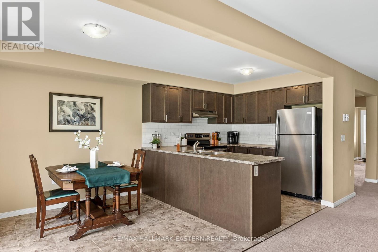1649 Hetherington Drive, Peterborough North, Ontario  K9L 0G6 - Photo 8 - X12217297
