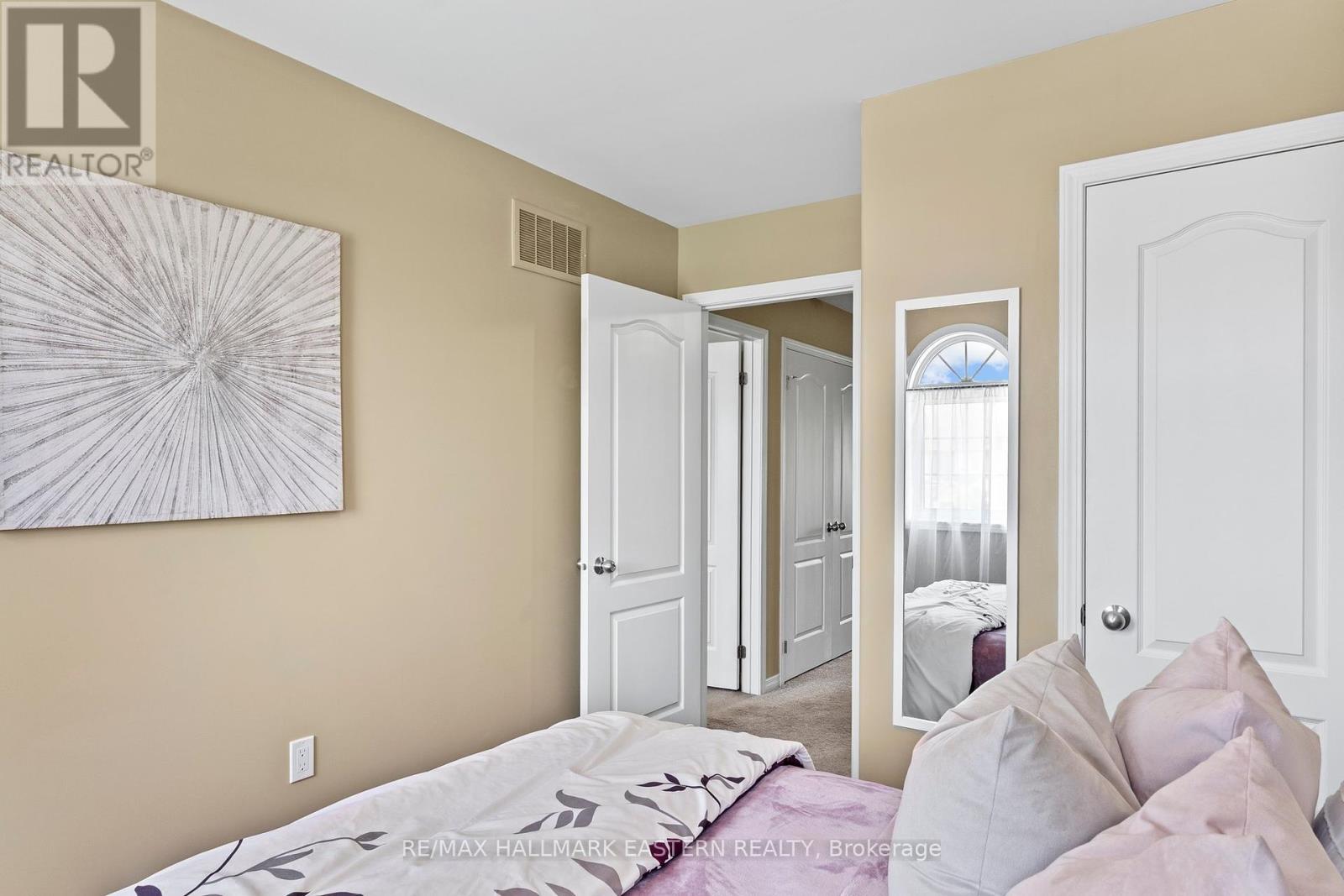 1649 Hetherington Drive, Peterborough North, Ontario  K9L 0G6 - Photo 18 - X12217297