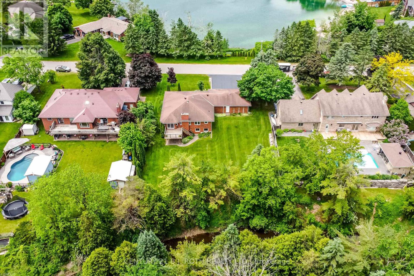 34 Cairns Boulevard, Springwater (Midhurst), Ontario  L9X 0N8 - Photo 30 - S12219423