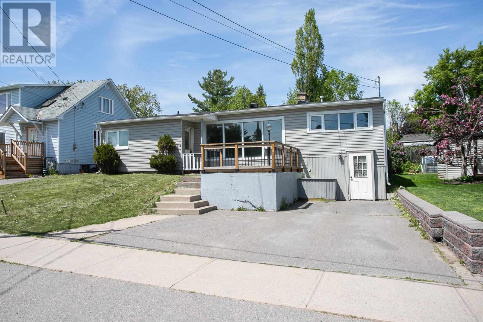 356 MacDonald AVE, Sault Ste. Marie, Ontario