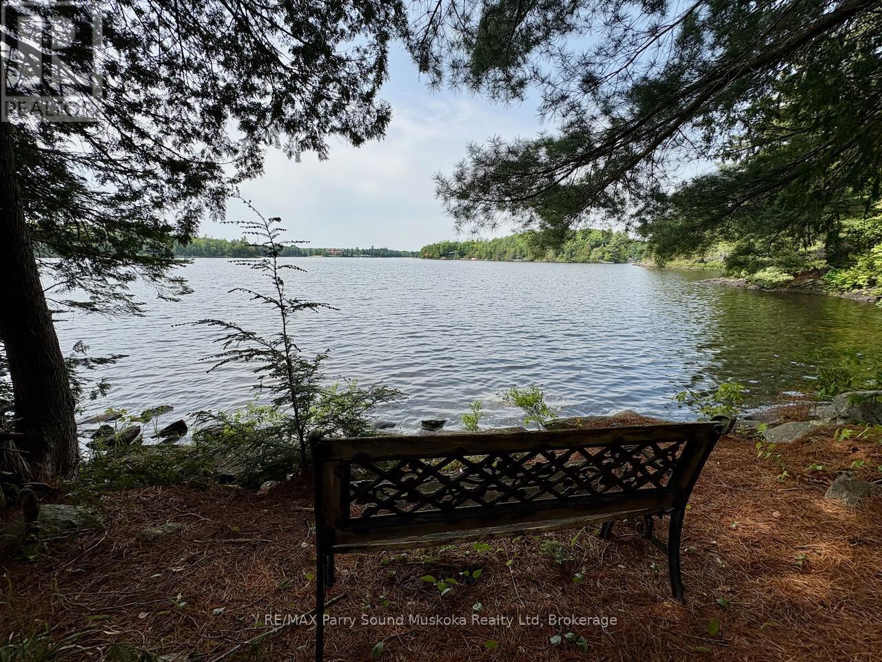 490 North Meadowcove Road, Whitestone, Ontario  P0A 1G0 - Photo 2 - X12219550