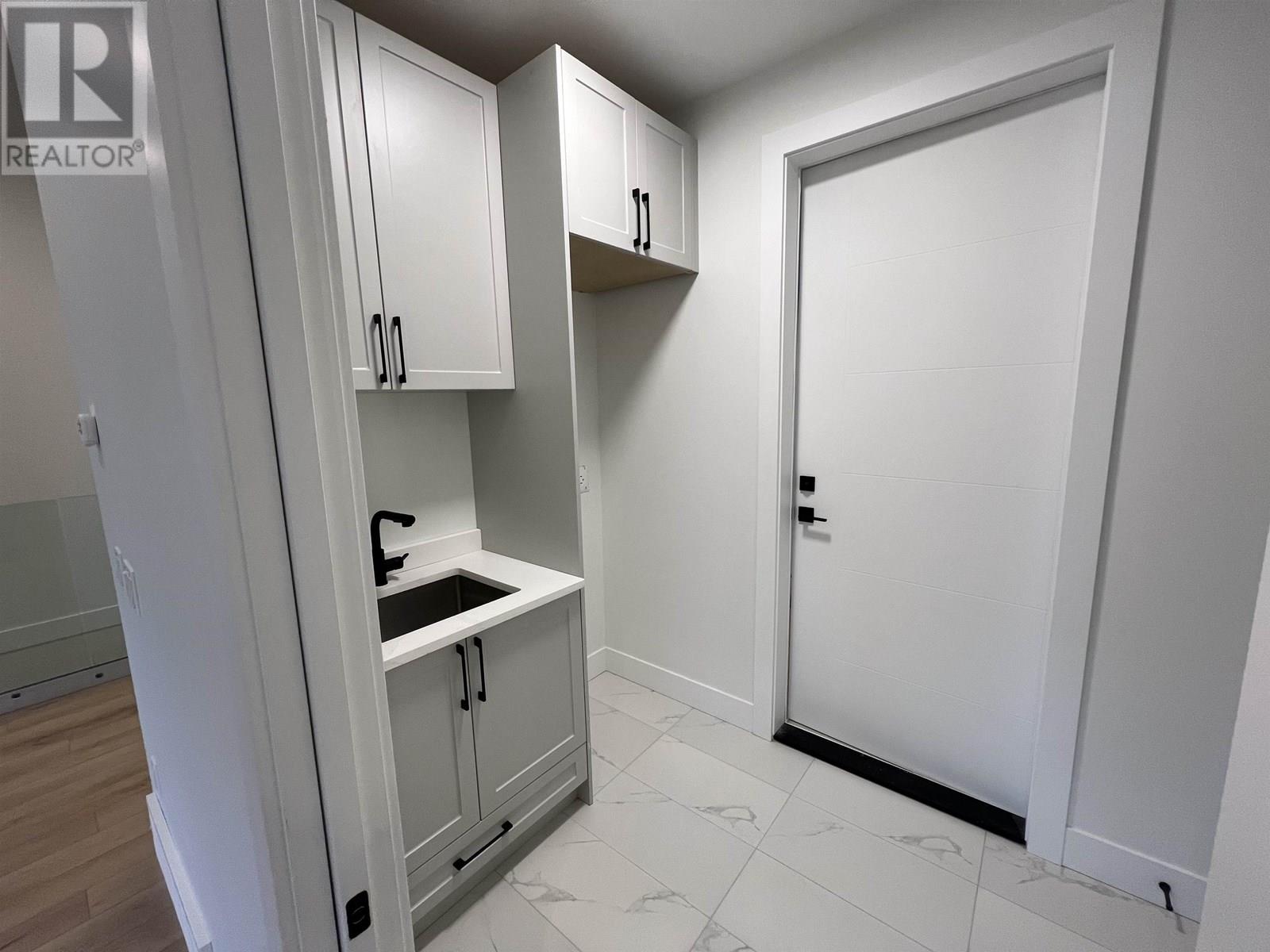 10611 111 Street, Fort St. John, British Columbia  V1J 0L6 - Photo 5 - R3014883