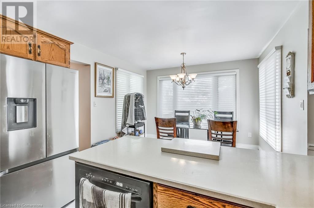 15 Cynthia Court, Fonthill, Ontario  L0S 1E1 - Photo 12 - 40739922