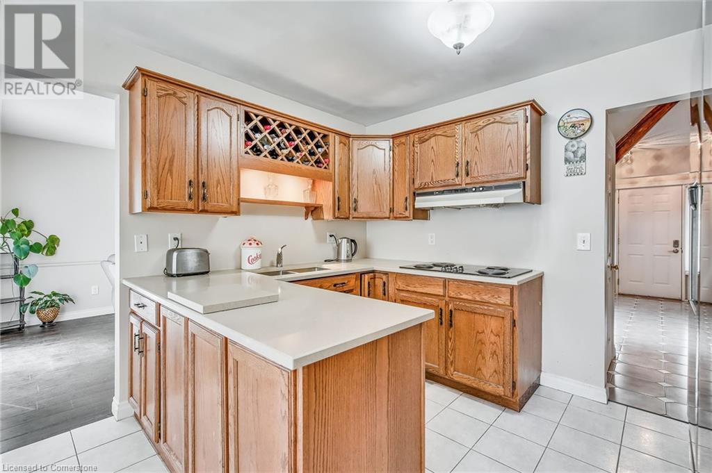 15 Cynthia Court, Fonthill, Ontario  L0S 1E1 - Photo 9 - 40739922
