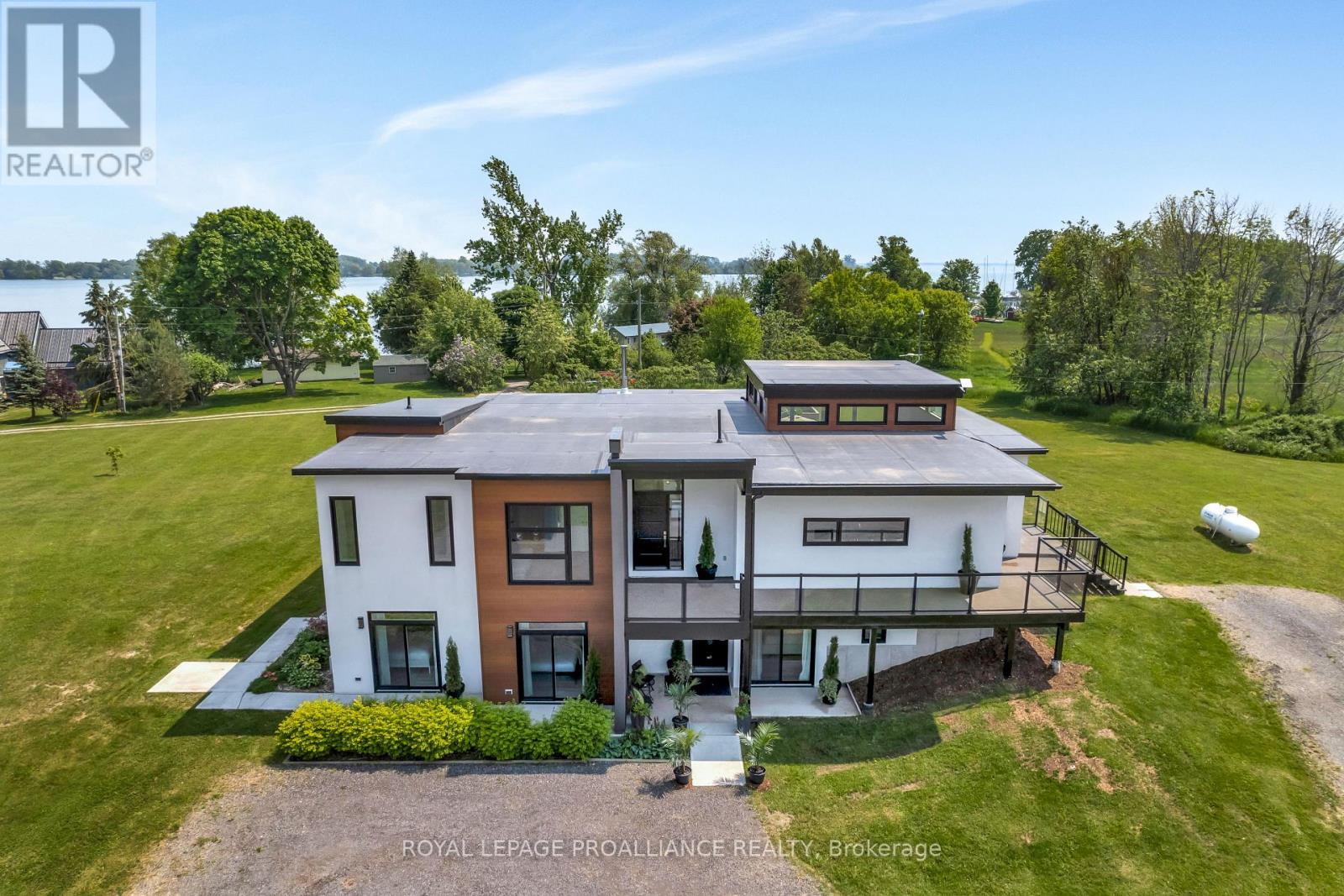 2670 COUNTY ROAD 8 ROAD, Prince Edward County, Ontario