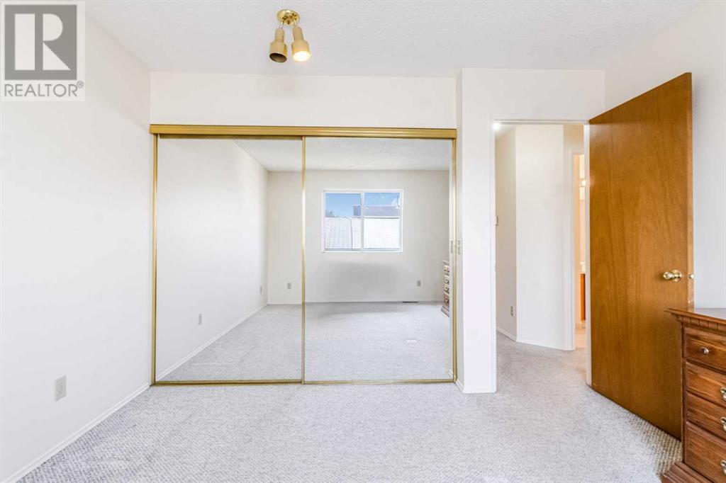 45 Erin Grove Place Se, Calgary, Alberta  T2B 3A6 - Photo 17 - A2229064
