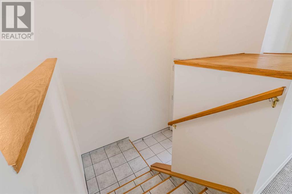 45 Erin Grove Place Se, Calgary, Alberta  T2B 3A6 - Photo 4 - A2229064