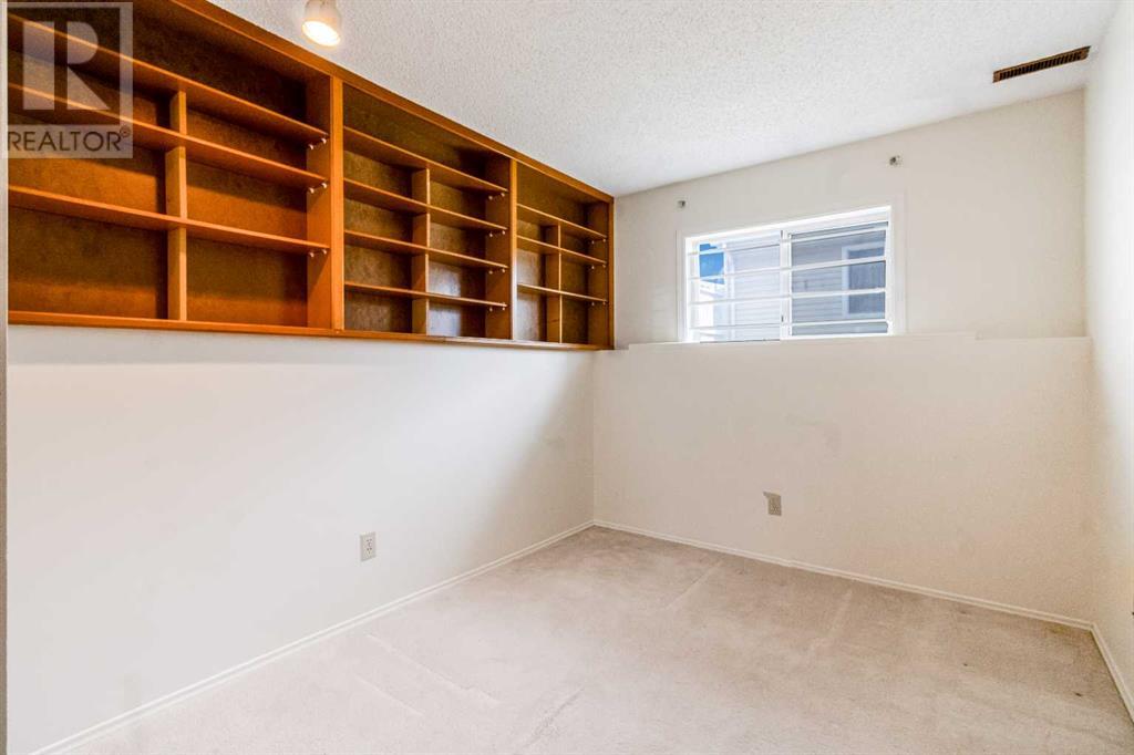45 Erin Grove Place Se, Calgary, Alberta  T2B 3A6 - Photo 24 - A2229064