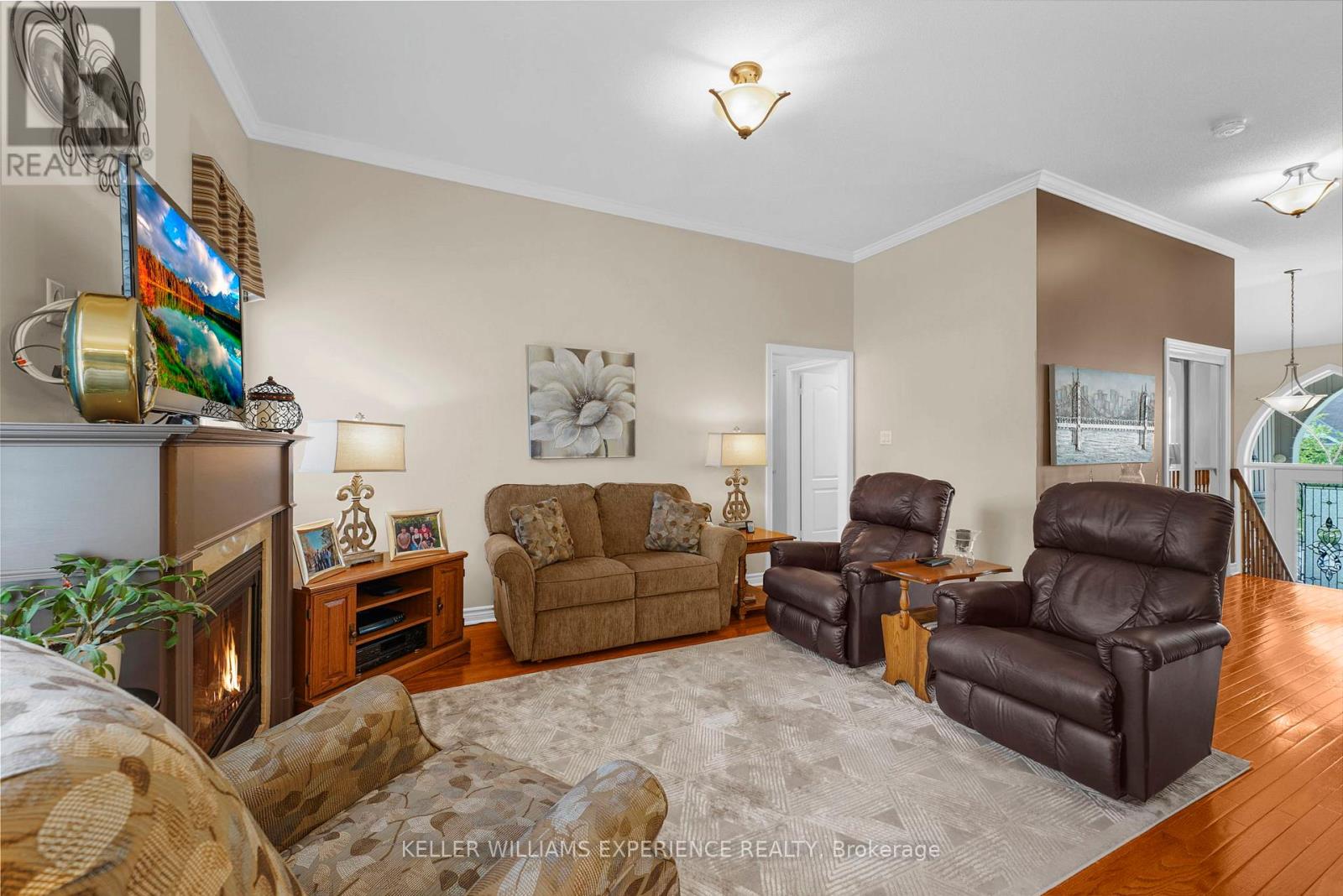 40 Collier Crescent, Essa, Ontario  L3W 0M6 - Photo 13 - N12219311