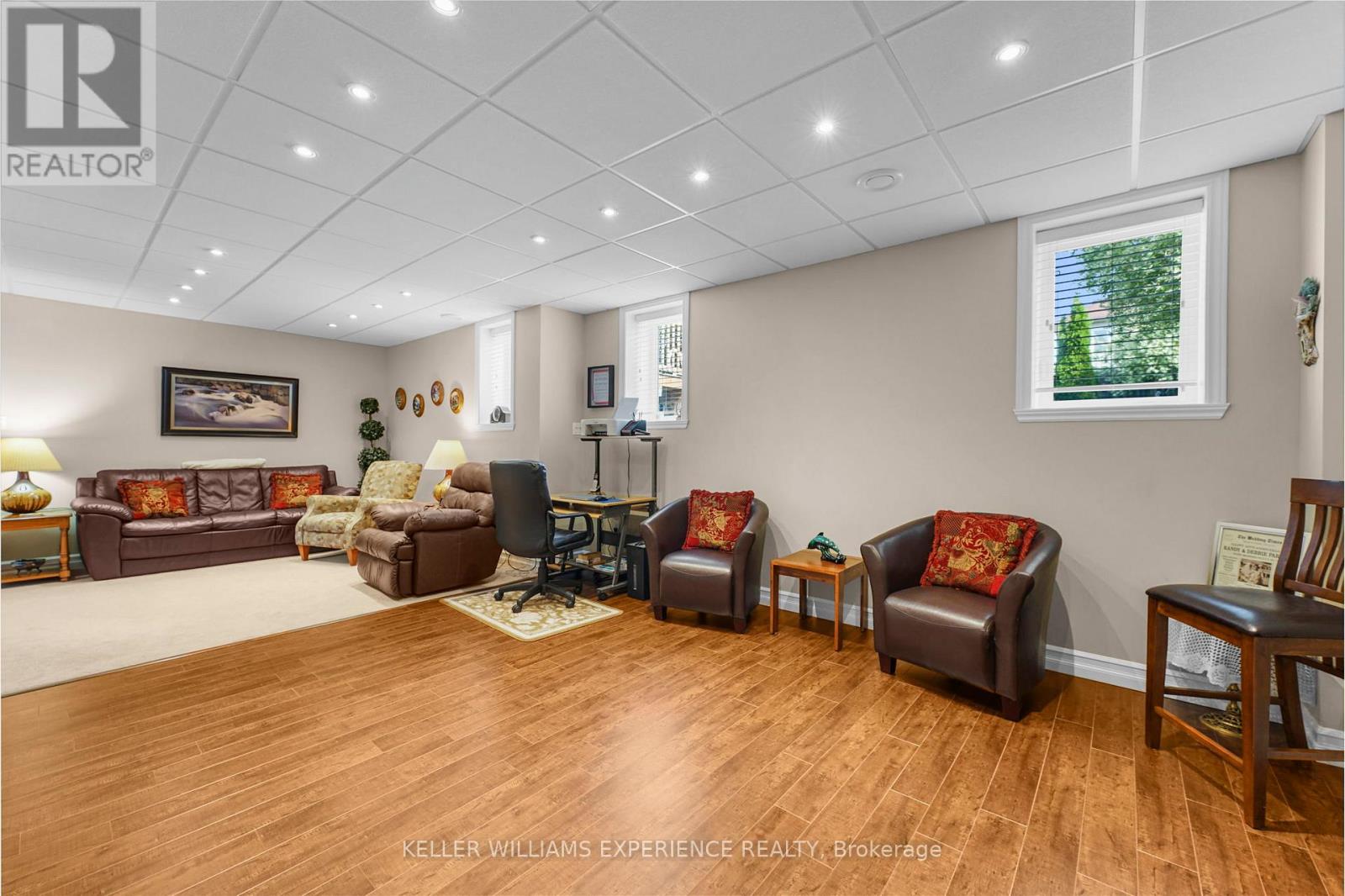 40 Collier Crescent, Essa, Ontario  L3W 0M6 - Photo 33 - N12219311