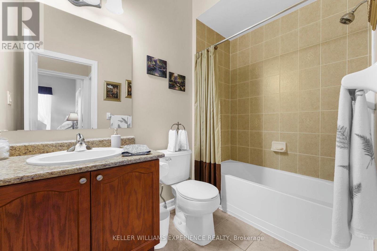 40 Collier Crescent, Essa, Ontario  L3W 0M6 - Photo 26 - N12219311