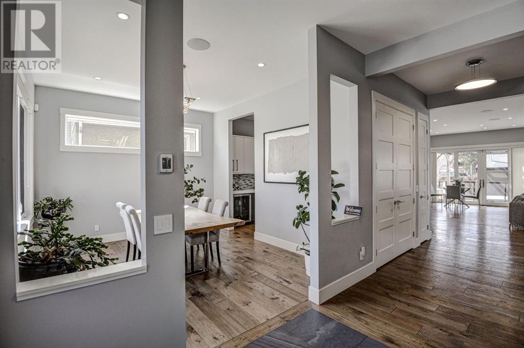 Property at 411 9 Street NE image 2