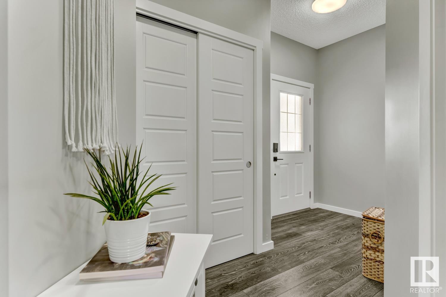 Property at 4438 5A ST NW image 4