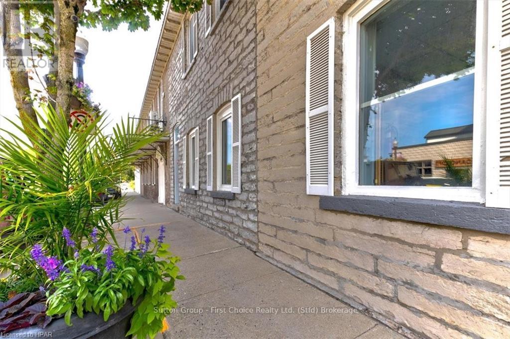 95 Queen Street E, St. Marys, Ontario  N4X 1A1 - Photo 24 - X10781569