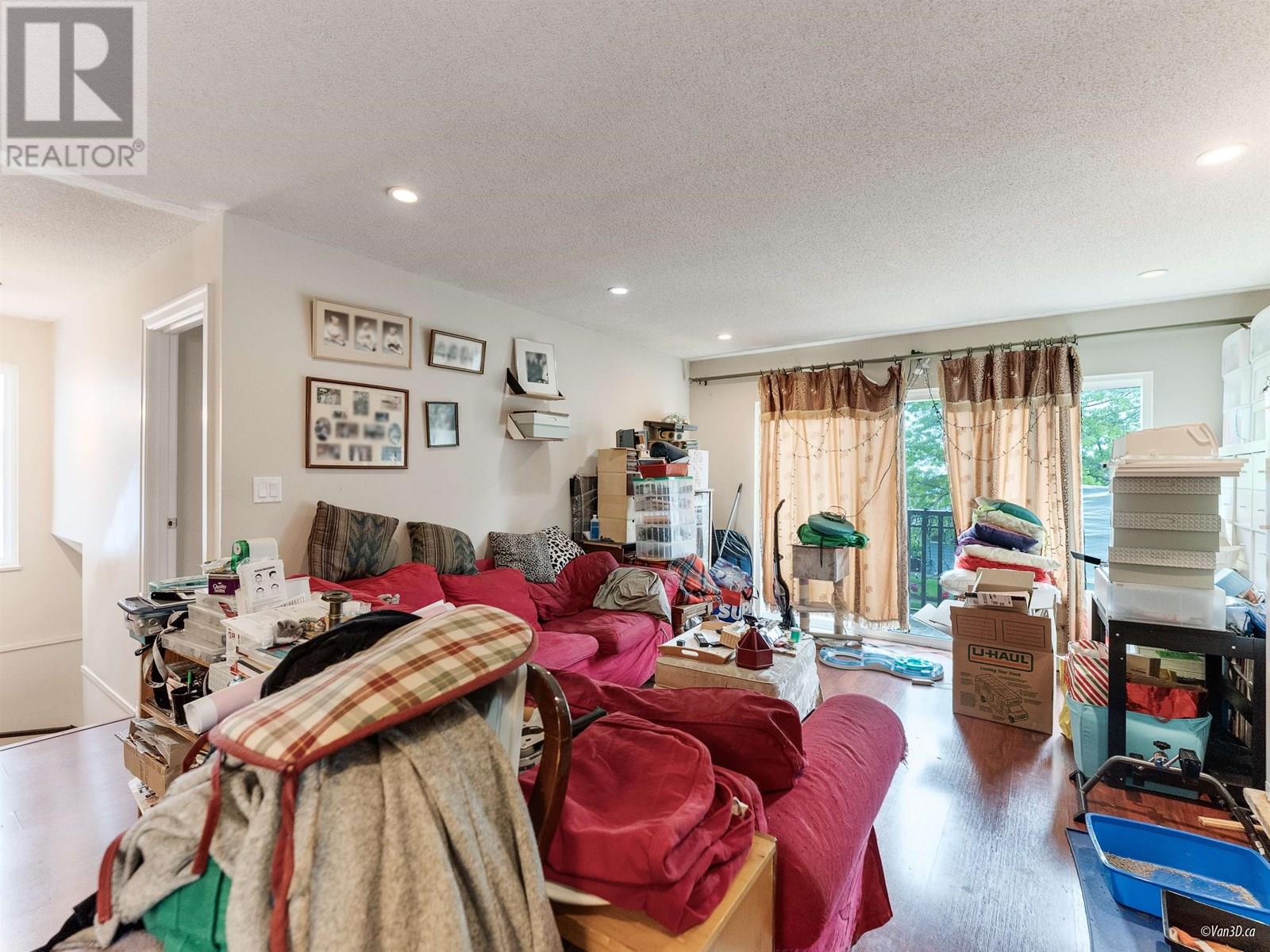 319 E 64th Avenue, Vancouver, British Columbia  V5X 2M8 - Photo 3 - R3015070