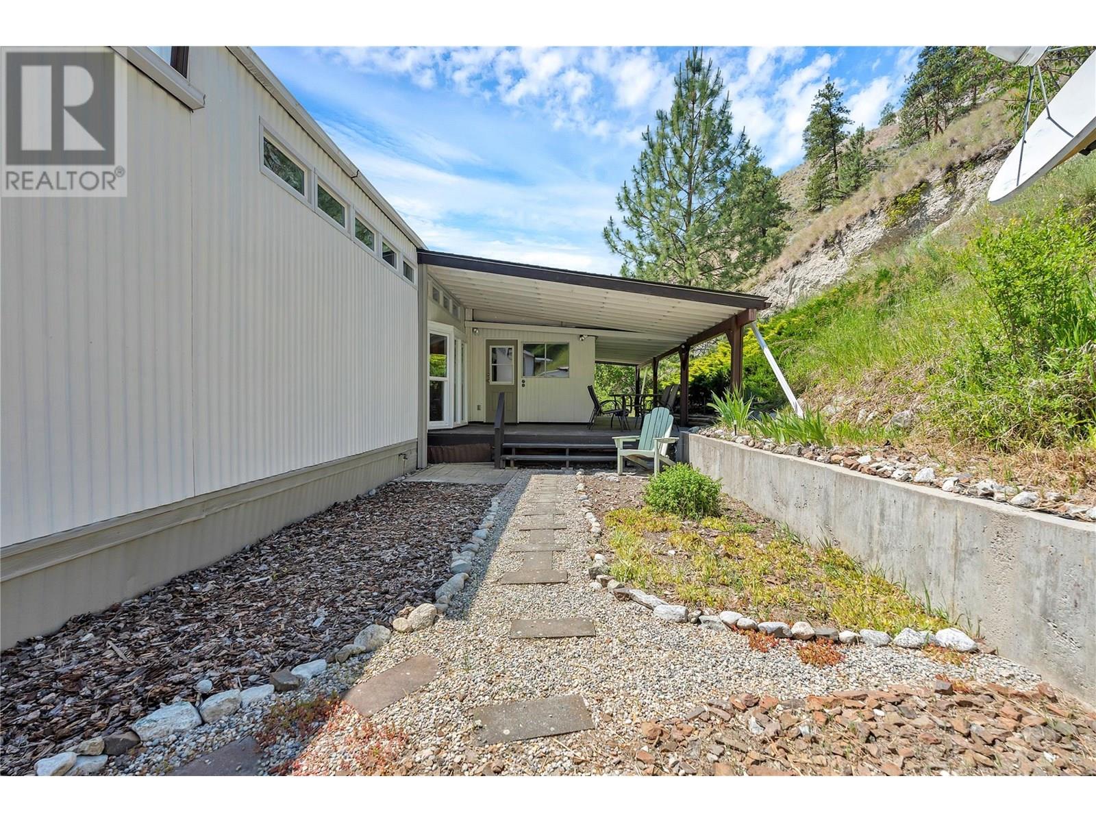 1701 Penticton Avenue Unit# 305, Penticton, British Columbia  V2A 2N5 - Photo 24 - 10352078