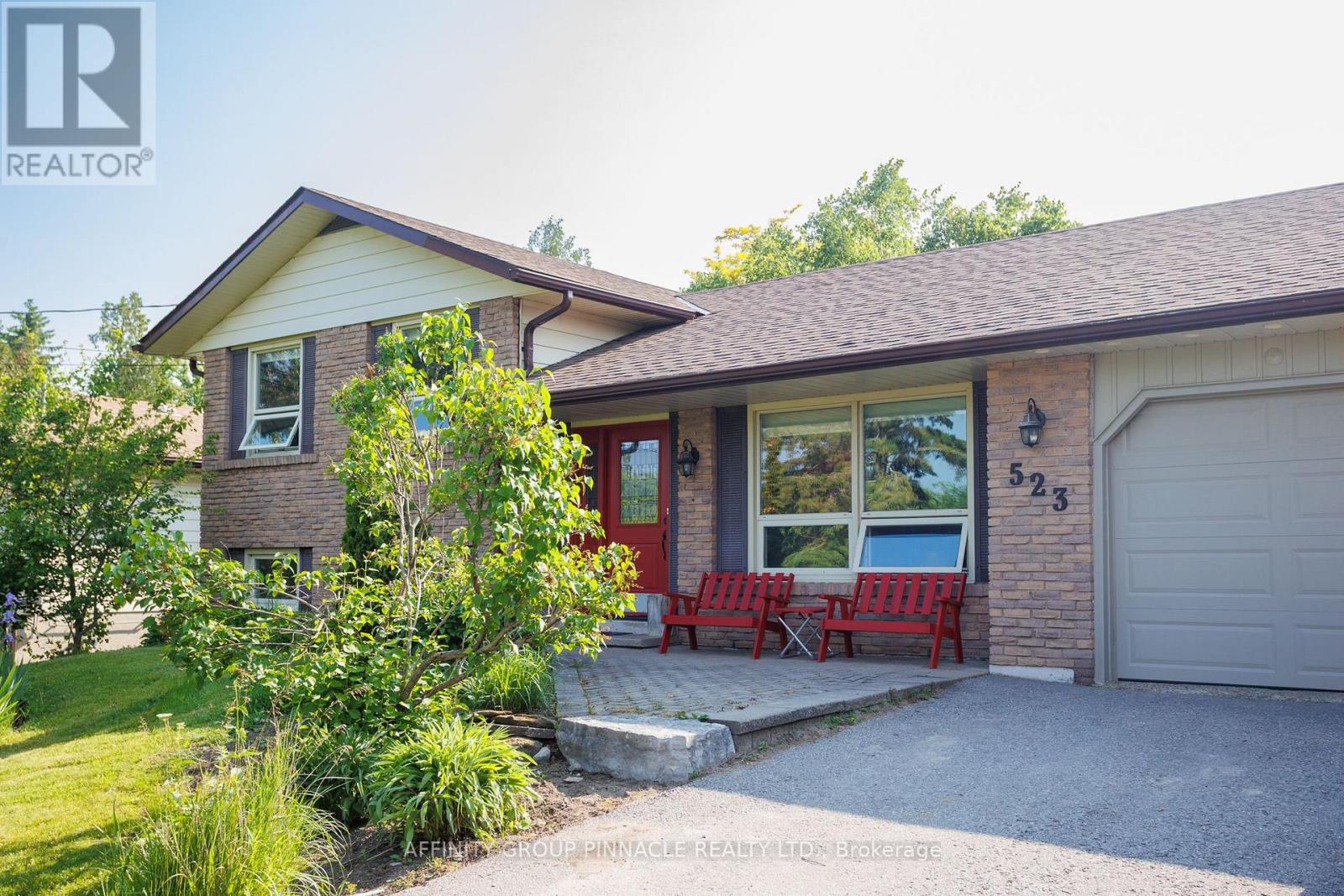 Property at 523 GEORGE STREET image 3