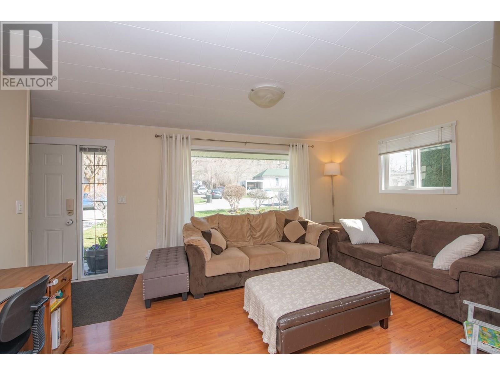 4106 28 Avenue, Vernon, British Columbia  V1T 1X5 - Photo 10 - 10340299