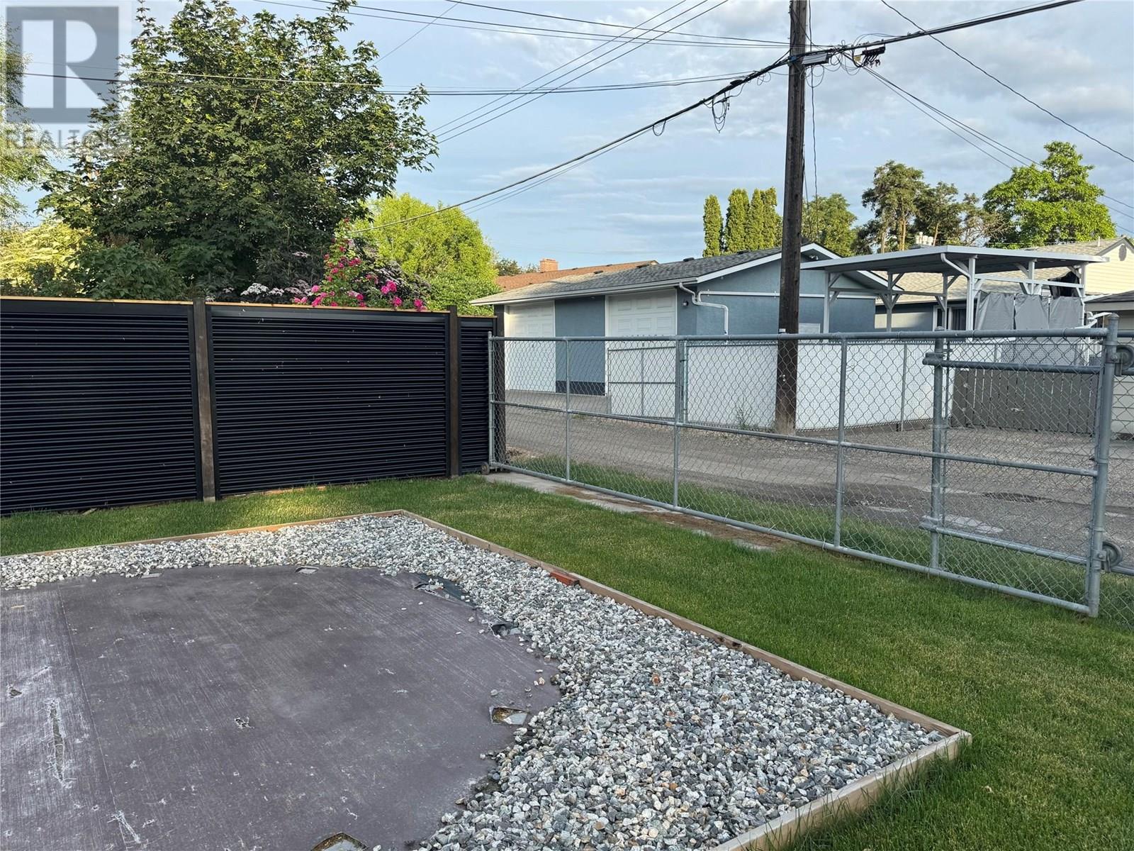 4106 28 Avenue, Vernon, British Columbia  V1T 1X5 - Photo 45 - 10340299