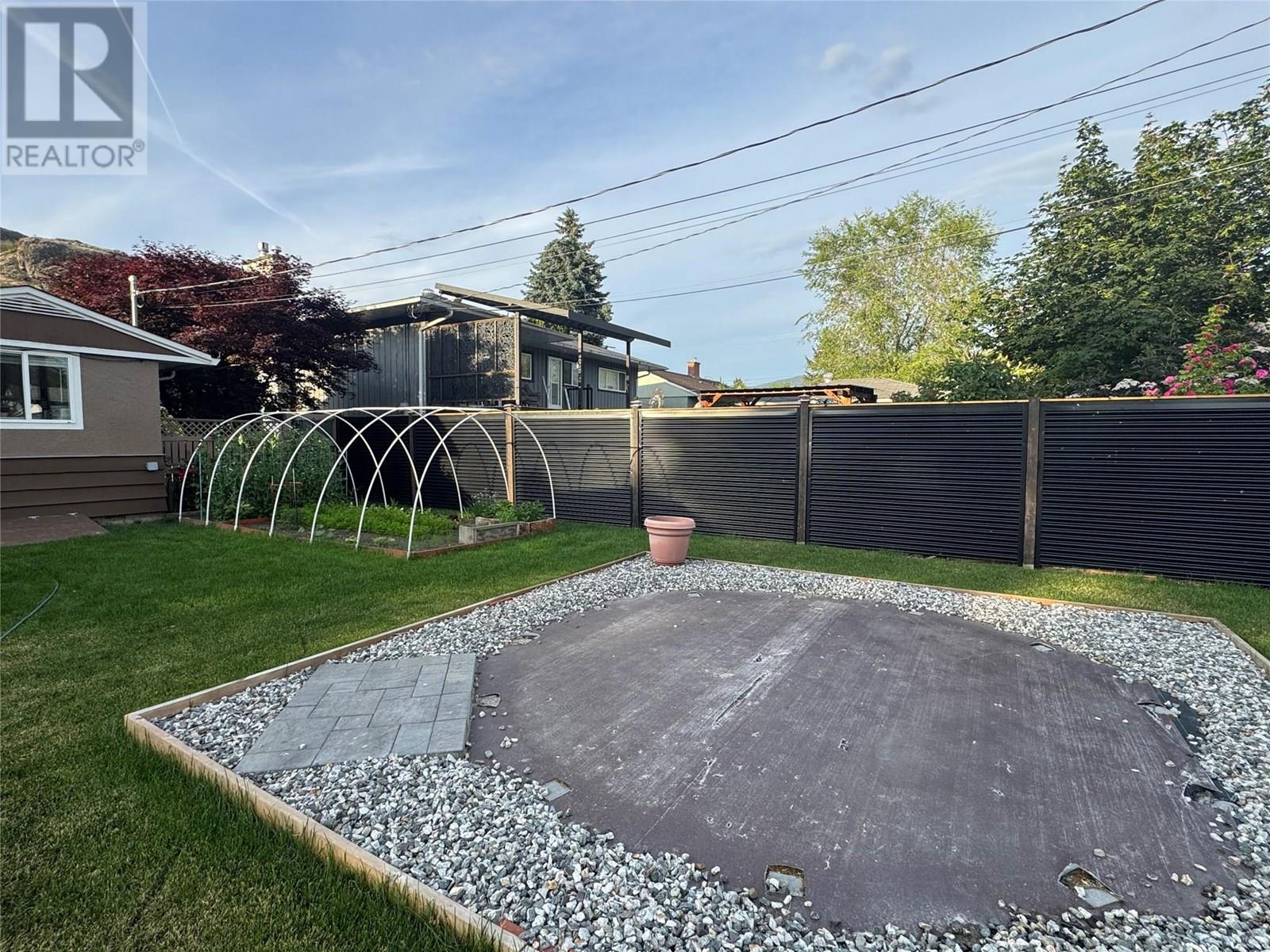 4106 28 Avenue, Vernon, British Columbia  V1T 1X5 - Photo 44 - 10340299