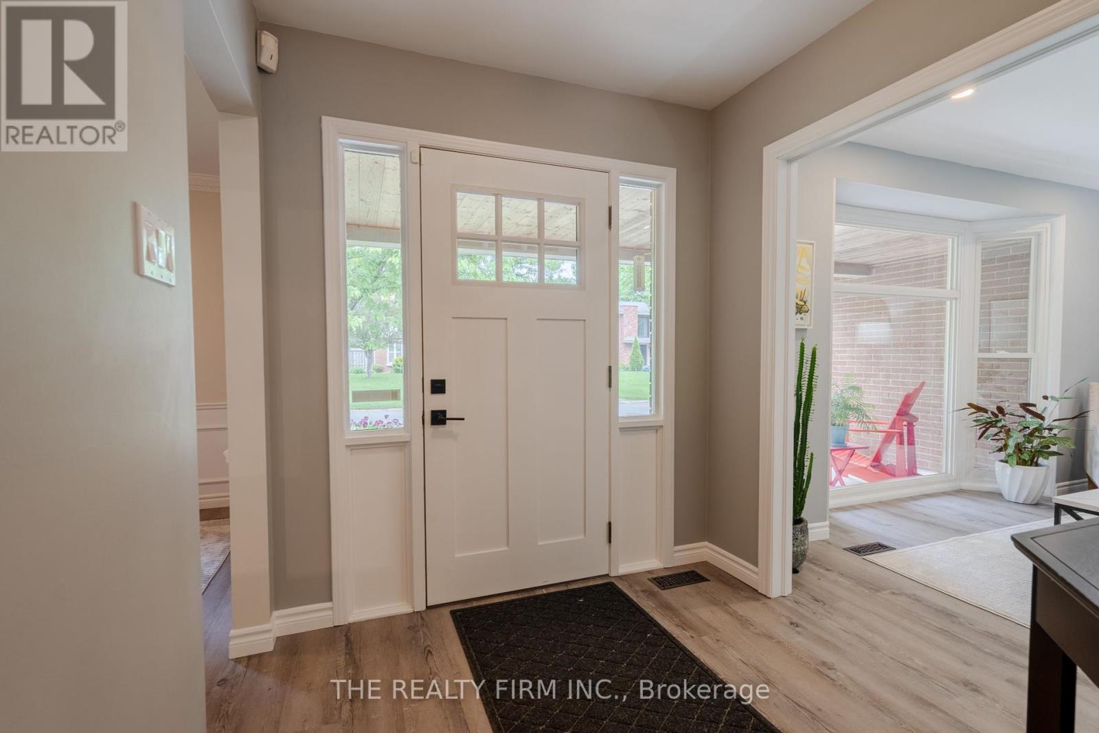 40 Havenridge Crescent, London North (North P), Ontario  N6H 4L6 - Photo 2 - X12219620