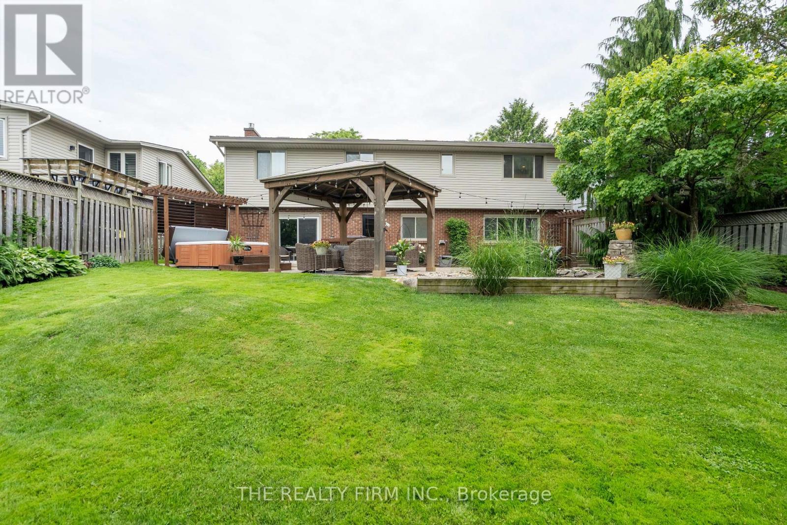 40 Havenridge Crescent, London North (North P), Ontario  N6H 4L6 - Photo 36 - X12219620