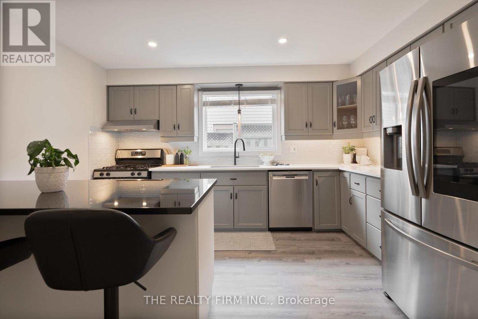 40 Havenridge Crescent, London North (North P), Ontario  N6H 4L6 - Photo 5 - X12219620
